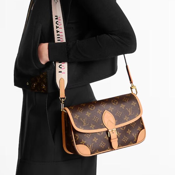 LV-002-02-Diane-Brown24X15x9cm Louis Vuitton bags LV Diane